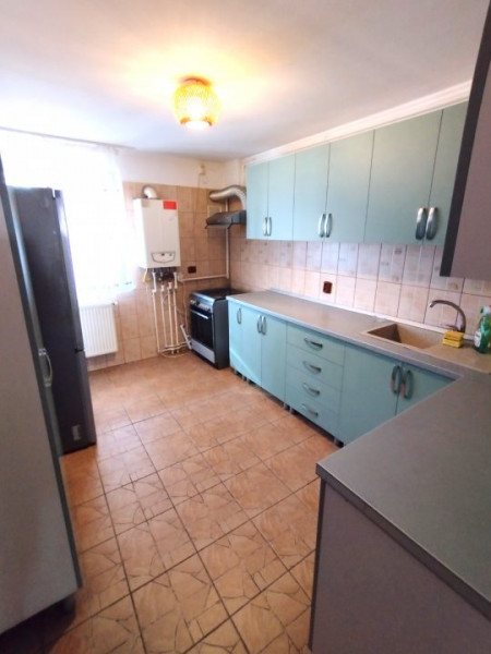 ZONA EXCLUSIVISTA-BLOC NOU || APARTAMENT 3 CAMERE DECOMANDAT || BEST OFFER || 