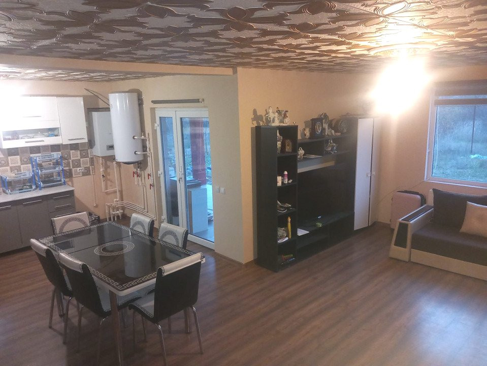 Vila parter si mansarda, teren 500 mp, Tartasesti (Gulia)