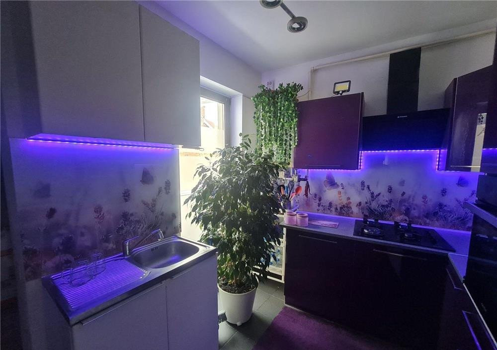 APARTAMENT COCHET || DOUA CAMERE || CAMERA DE COMERT