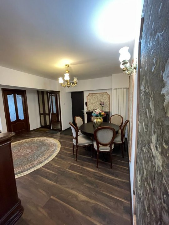 Apartament LUX 3 camere decomandat – Unirii, Piata Alba Iulia