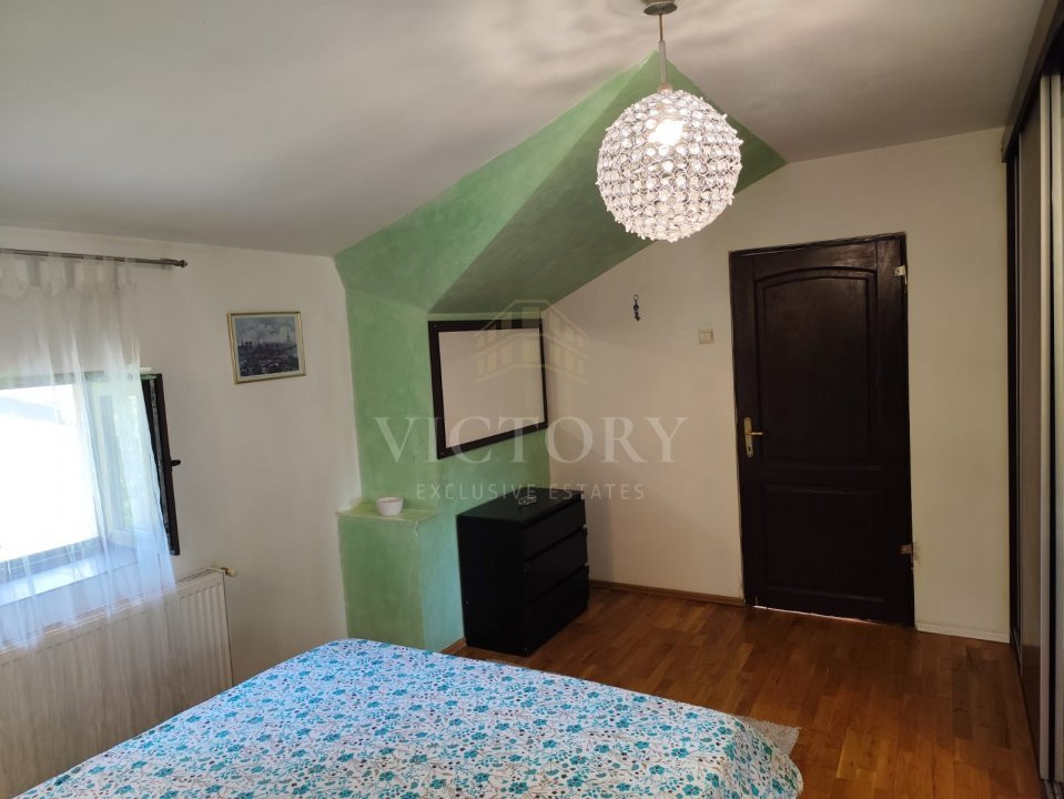 Apartament cochet într-o vilă interbelică 