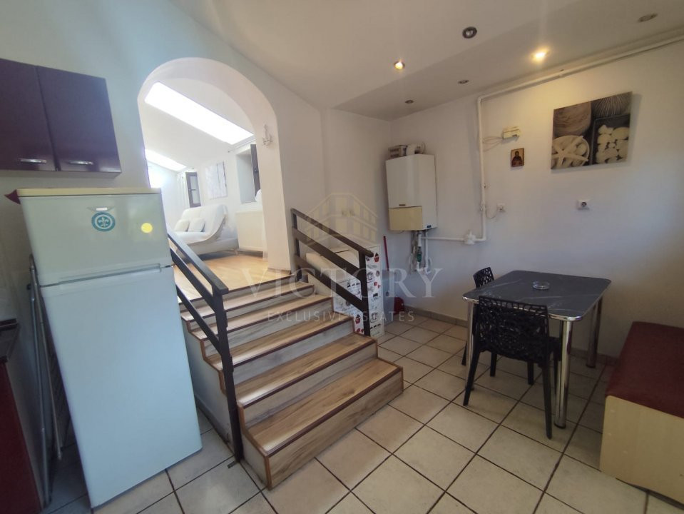Apartament cochet într-o vilă interbelică 