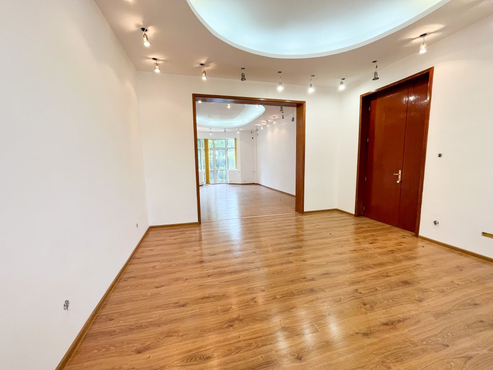 VILA || SPATIU COMERCIAL || BIROURI || RESTAURANT 