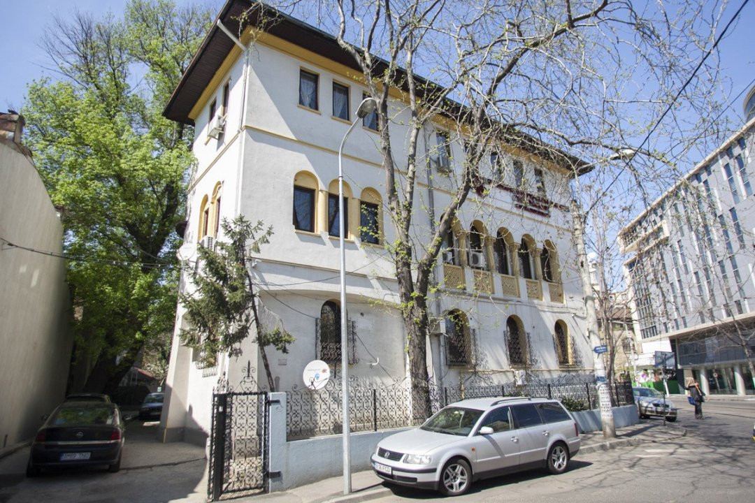 VILA INTERBELICA || UNIVERSITATE || INVESTITIE