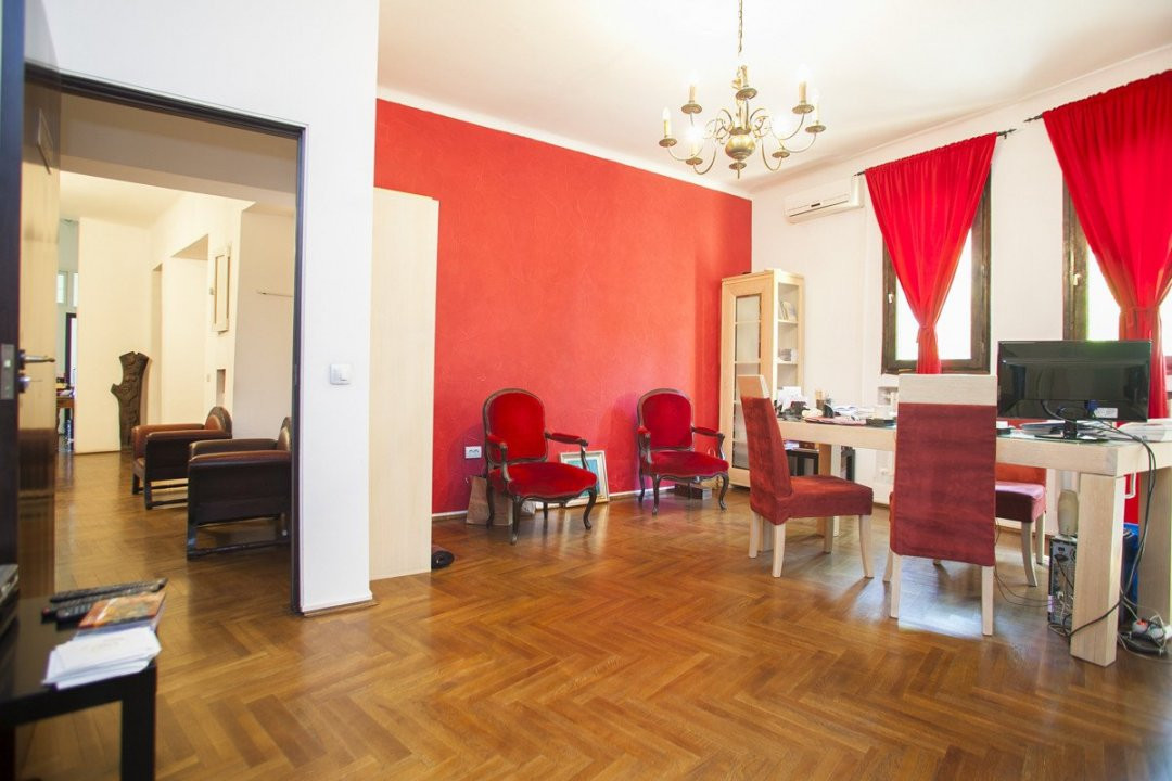VILA INTERBELICA || UNIVERSITATE || INVESTITIE