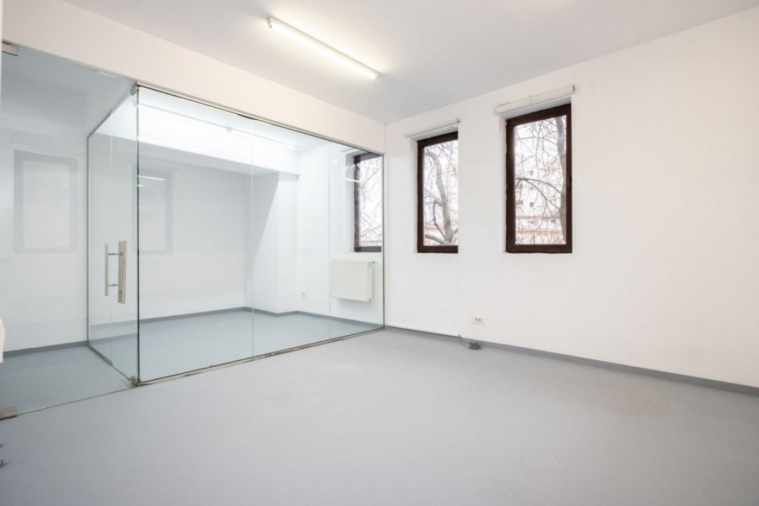 VILA INTERBELICA || UNIVERSITATE || INVESTITIE