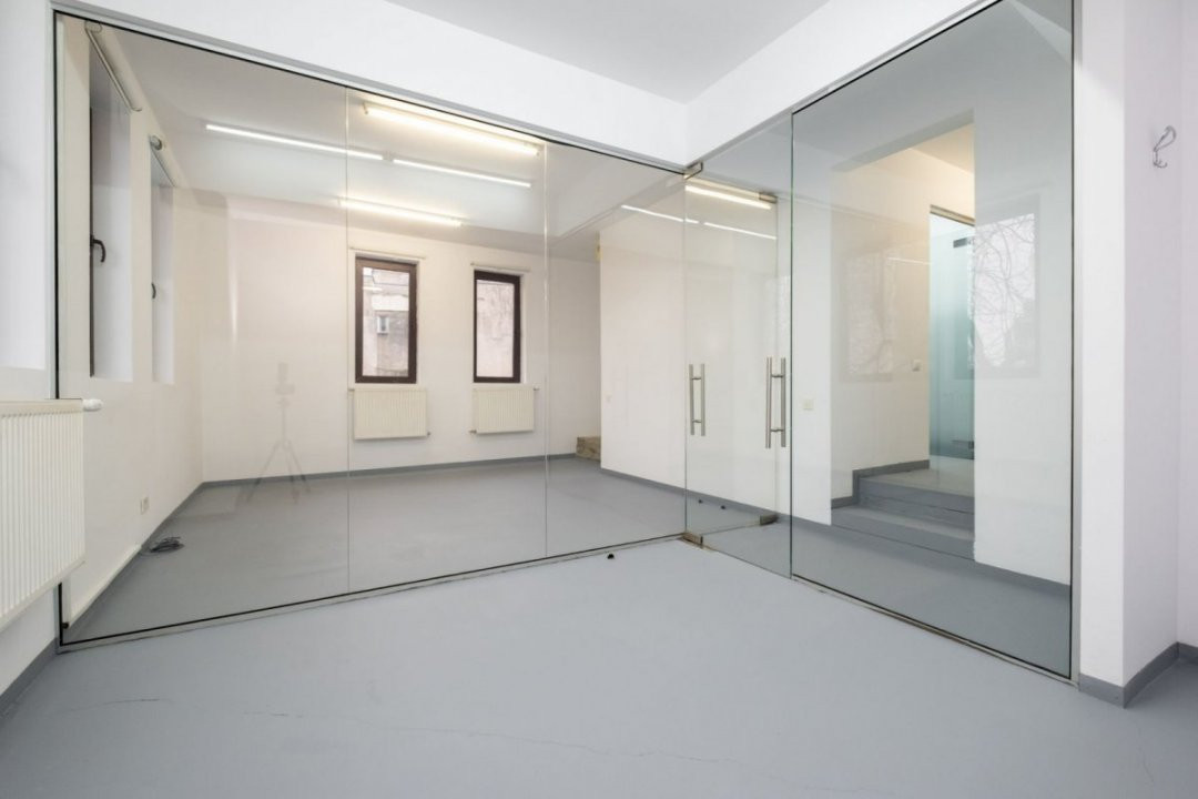 VILA INTERBELICA || UNIVERSITATE || INVESTITIE
