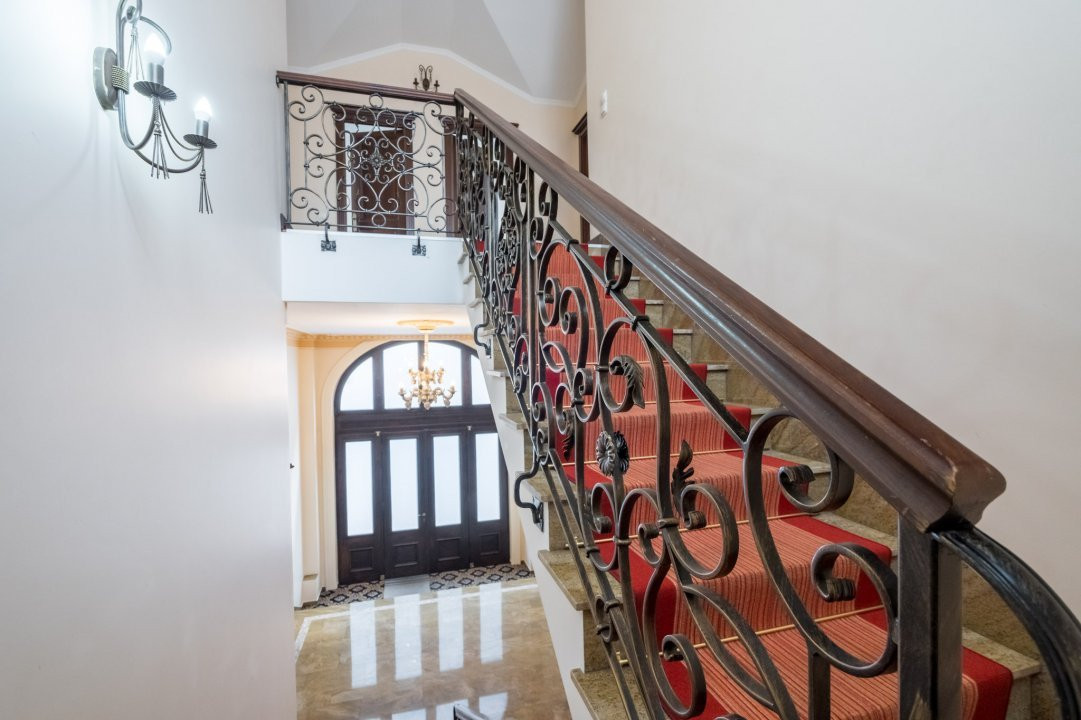 VILA || CALEA VICTORIEI || 15 CAMERE