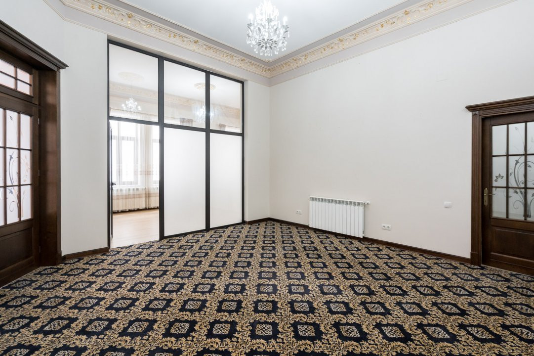 VILA || CALEA VICTORIEI || 15 CAMERE