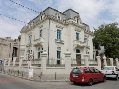 VILA || ULTRACENTRAL || 18 CAMERE