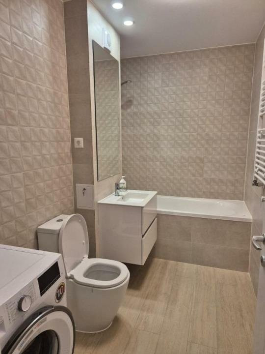 Apartament 2 camere spațios | Bloc nou 2025 | 8 min. Metrou Republica | Loc parc