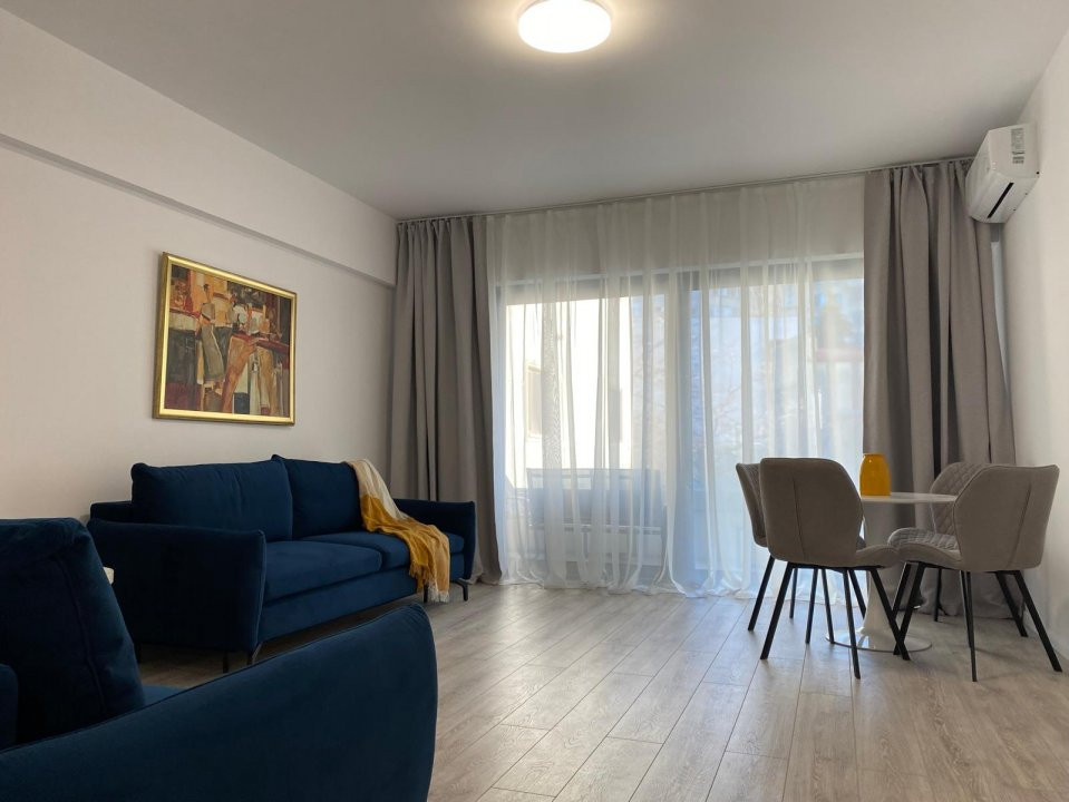 Unirii || garsonieră spațioasă 50 mp, bloc nou || centrală proprie, metrou