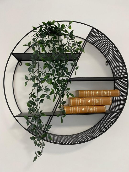 Unirii || garsonieră spațioasă 50 mp, bloc nou || centrală proprie, metrou