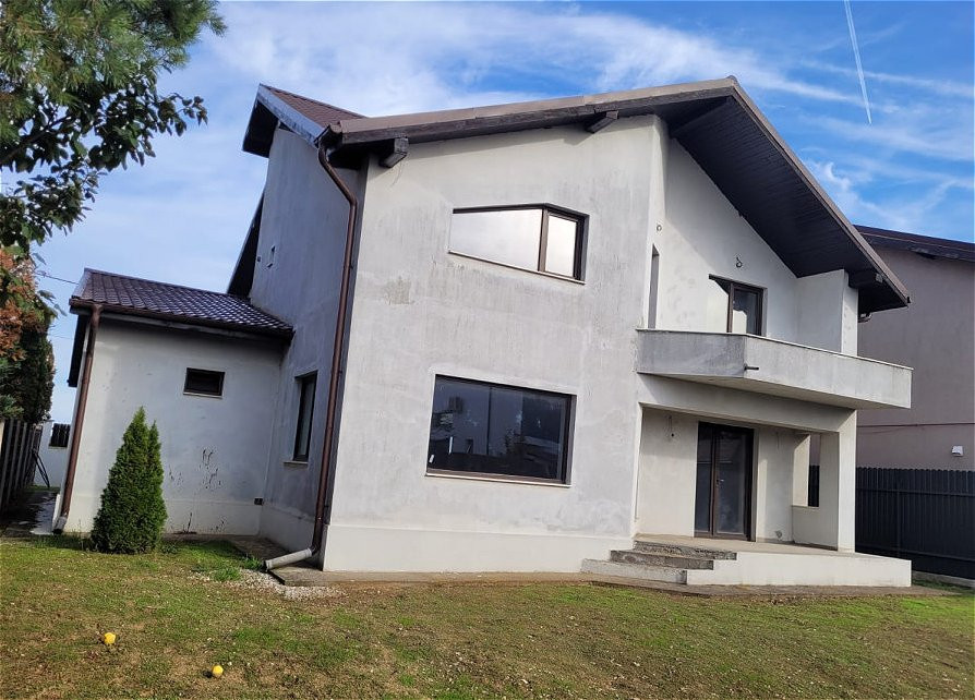 Casă individuală lângă lac – Balotești | 500 mp teren | 250 mp utili