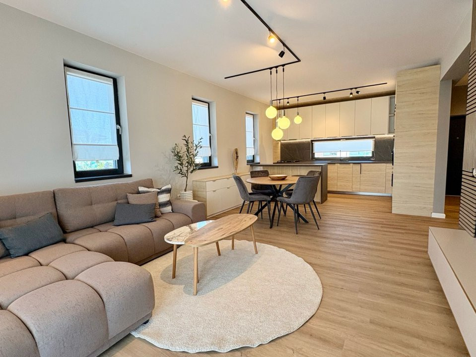 Casă nouă, parter, 4 camere și 2 băi, teren 510 mp