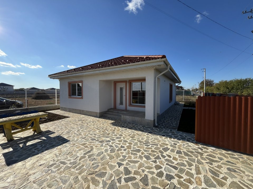 VILA COCHETA || CREVEDIA || 3 CAMERE CONFORT MODERN