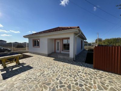 VILA COCHETA || CREVEDIA || 3 CAMERE CONFORT MODERN