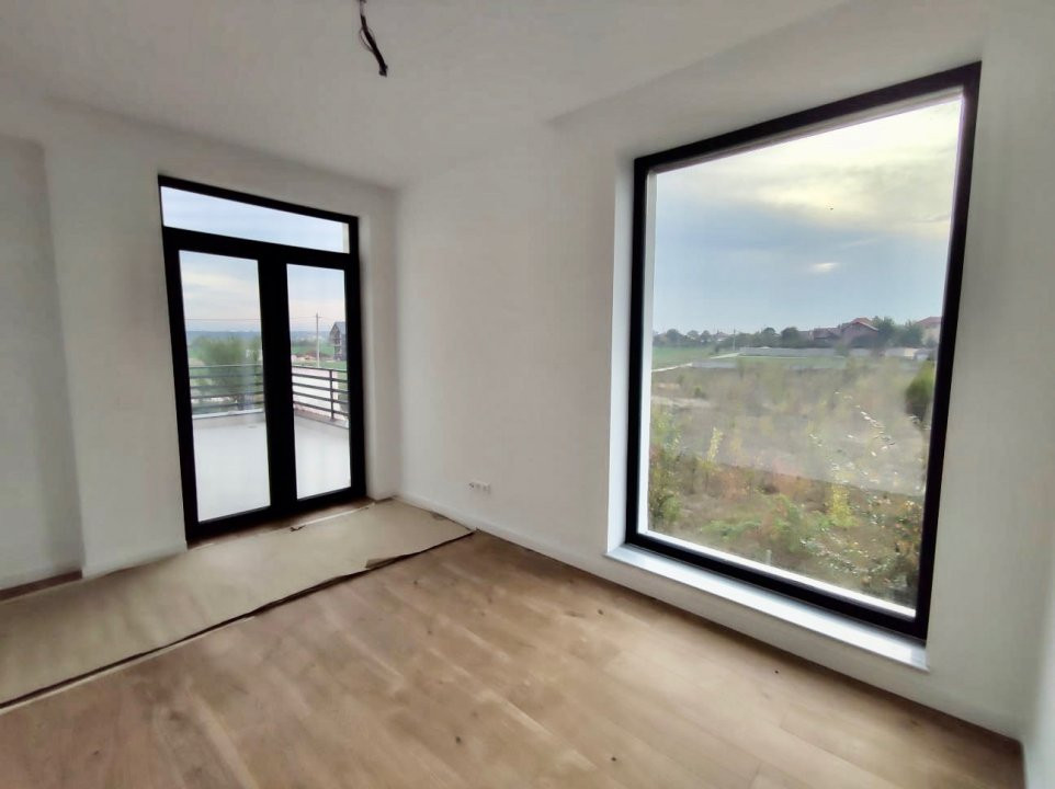 VILA IN LIZIERA PADURII || DEZVOLTATOR || 5 CAMERE